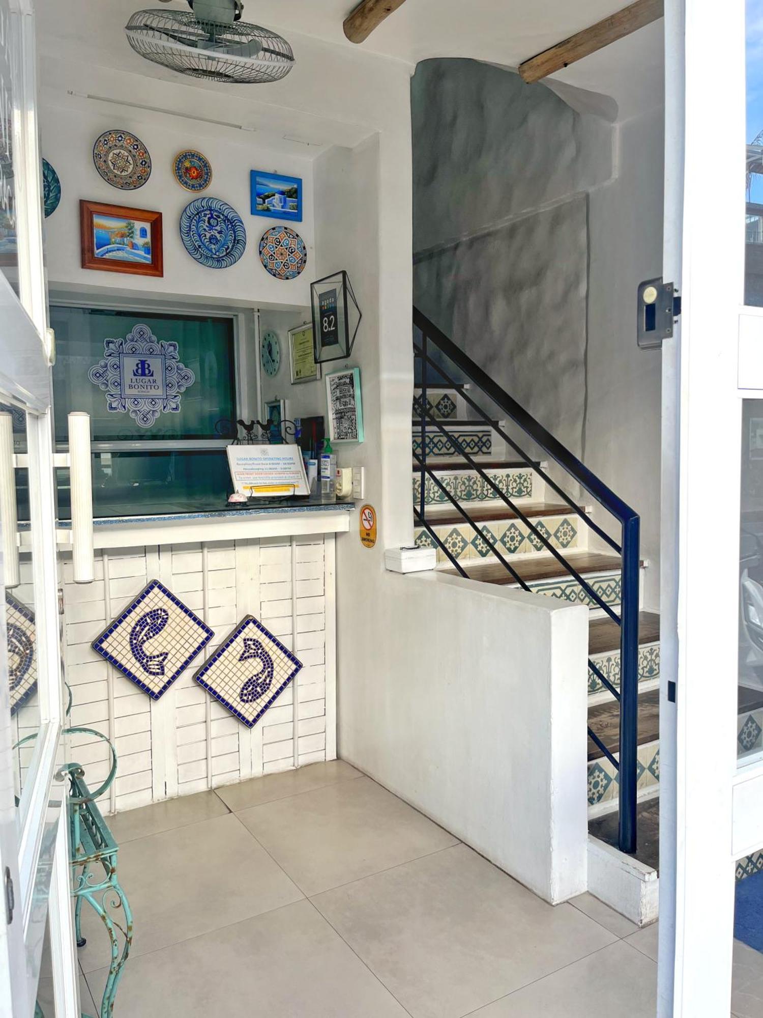 Lugar Bonito Hotel Balabag  Exterior photo